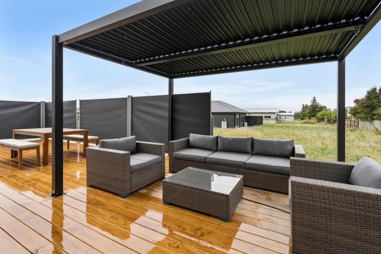 Pride Of Pinot - Martinborough Holiday Home 外观 照片